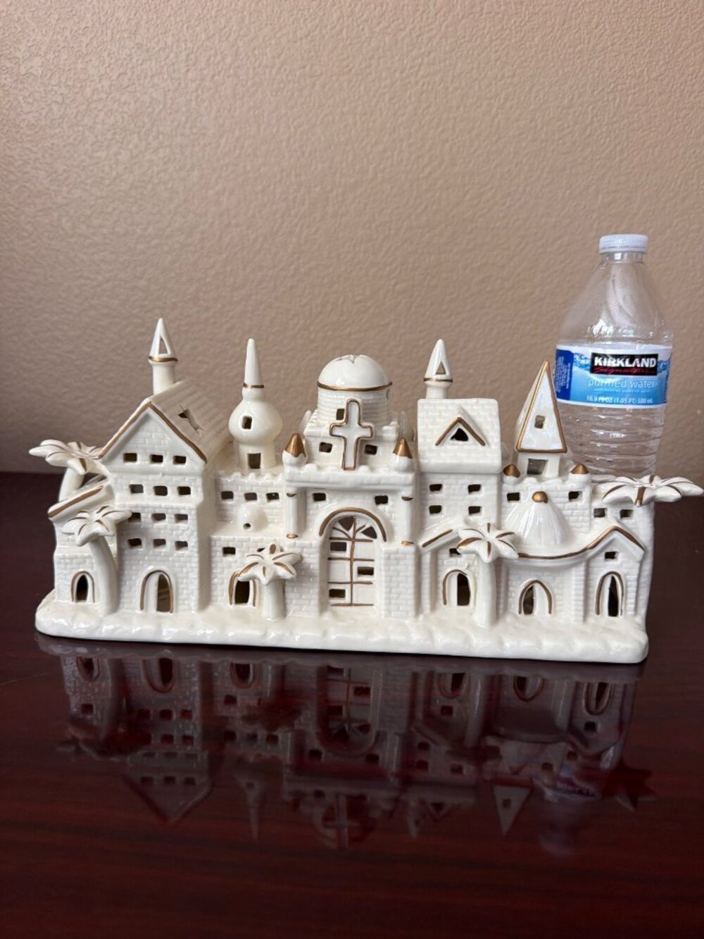 2005 JCPenney Town of Bethlehem Porcelain Nativity Set 12 Piece Gold - Picture 3 of 16